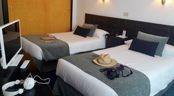 DOUBLE STANDARD ROOM Hotel Miramar